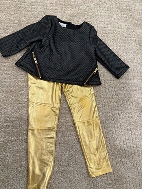 Pippa & Julie Black Quilted Top